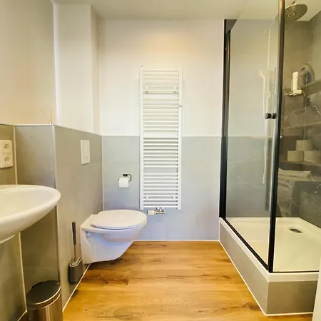 Apartment Amaroo - Serviced 