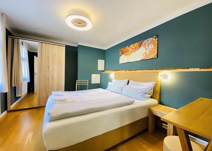 Amaroo - Serviced Apartments 