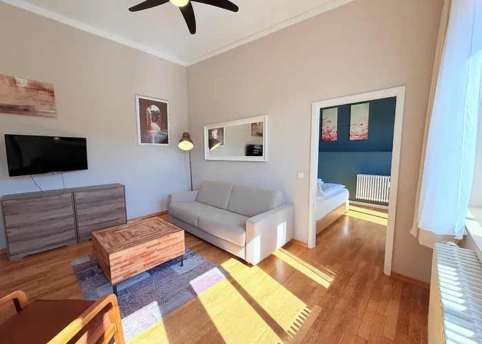 Amaroo - Serviced Apartments 