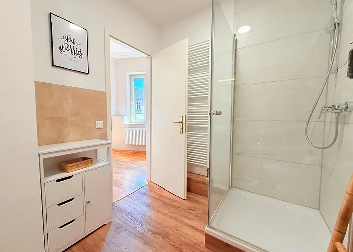 Amaroo - Serviced Apartments 