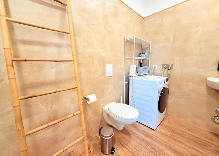 Amaroo - Serviced Apartments 