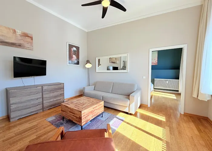 Amaroo - Serviced Apartments 