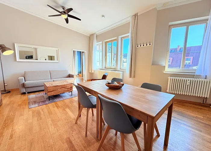 Amaroo - Serviced Apartments 